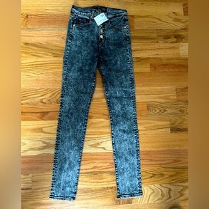 Veronica Beard Maera HR Skinny 5 pocket denim jeans in Acid color